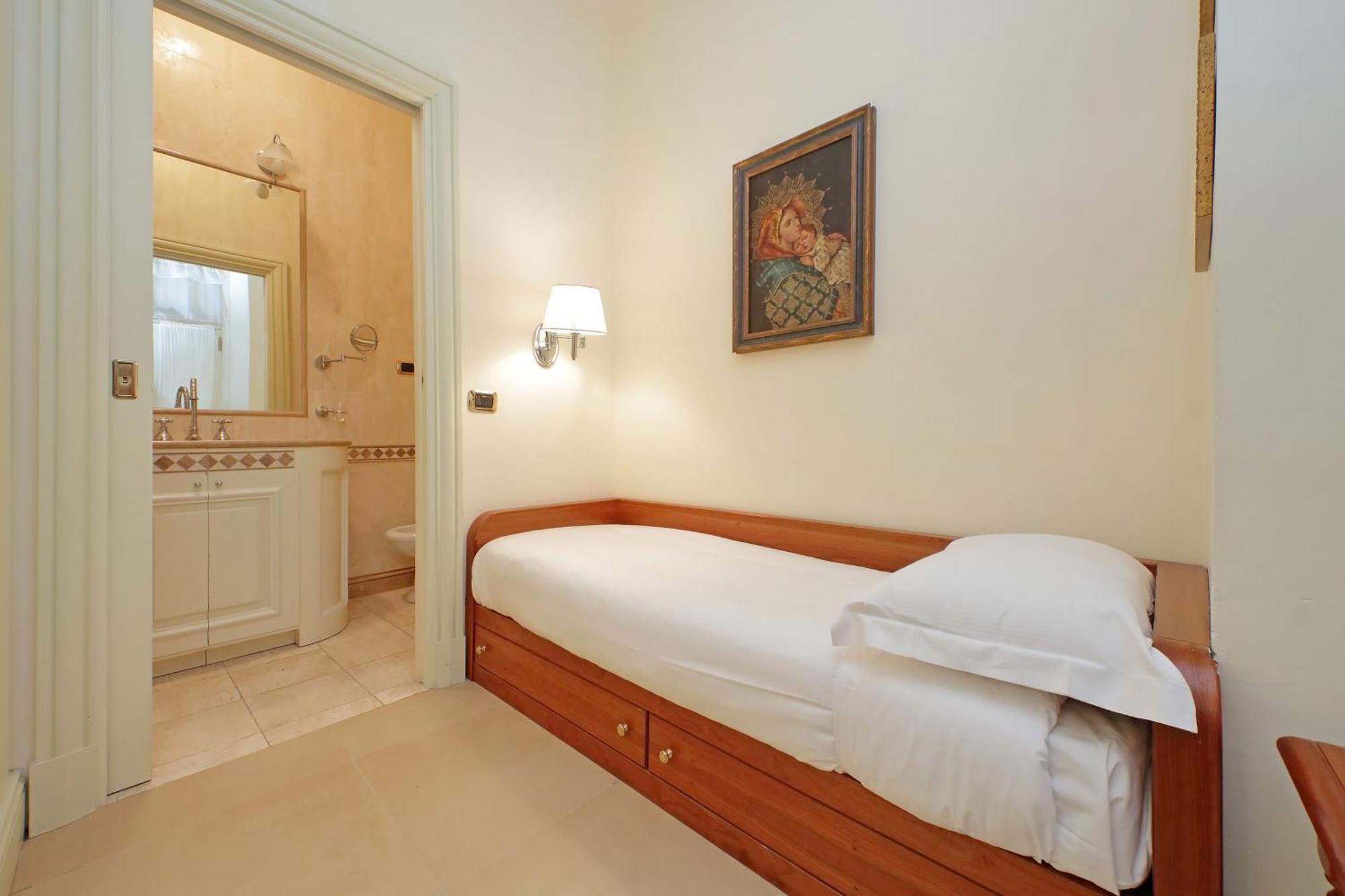 Appartamento Ych-Magnifica Residenza A Campo De Fiori Roma Esterno foto